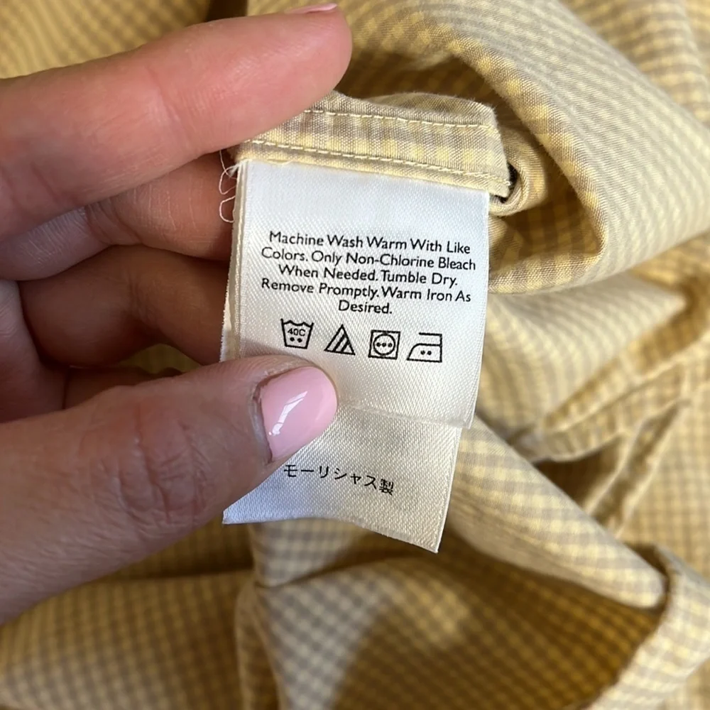 eddie bauer • small checks button down shirt with chest pocket